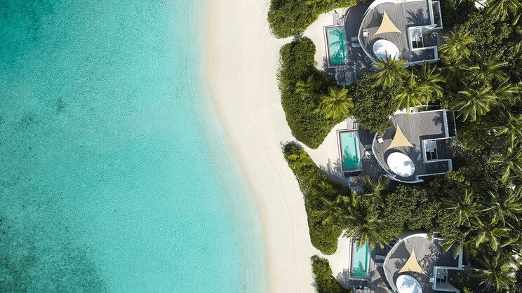 Beach Villa with Pool 